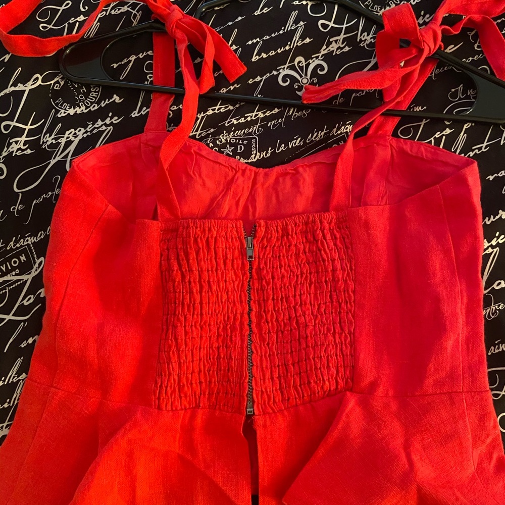 Red cute top !